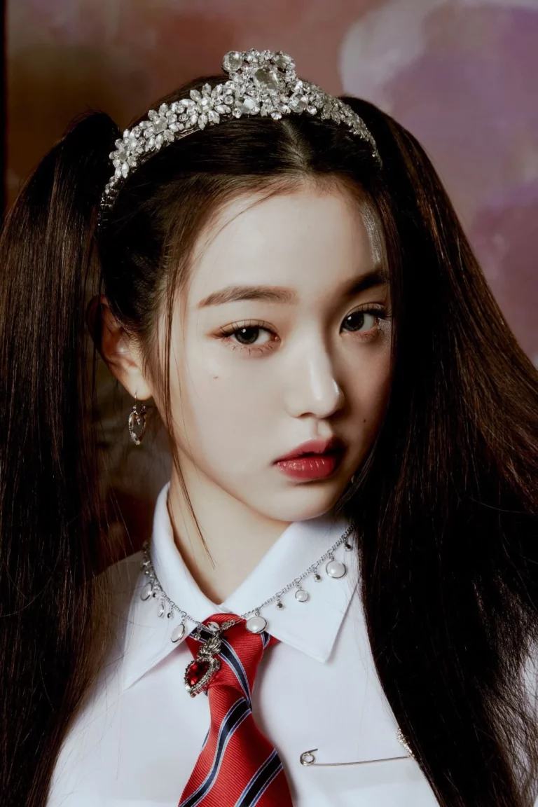 People are shocked by IVE's concept after seeing Jang Wonyoung and Liz's teaser photos