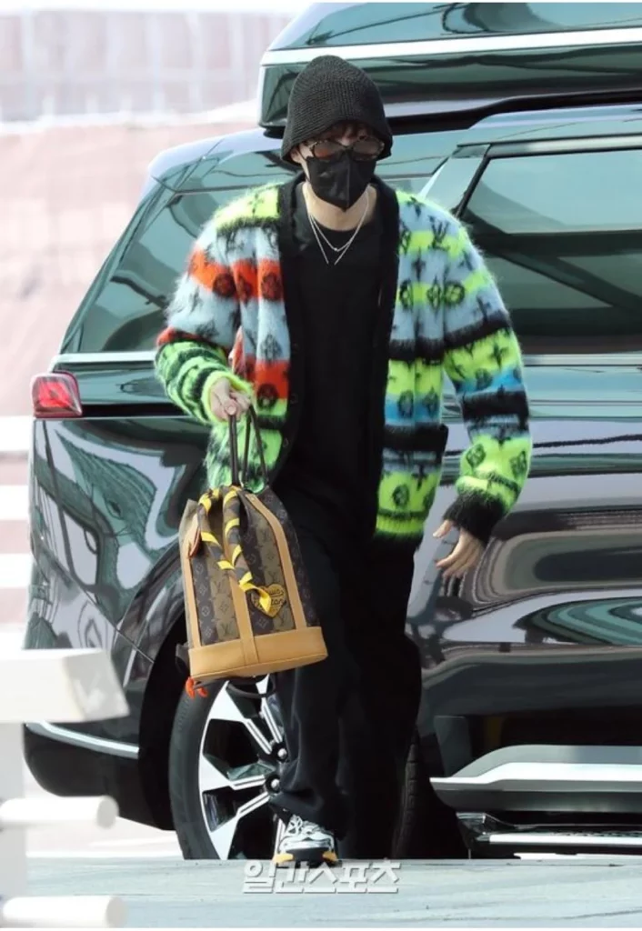 Netizens are going crazy over BTS J-Hope's airport fashion – Pannkpop