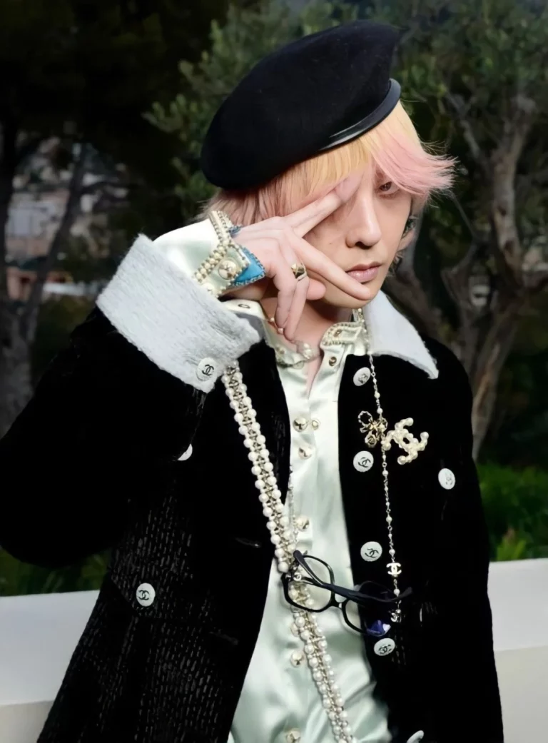 Netizens say G-Dragon's style stopped a few years ago