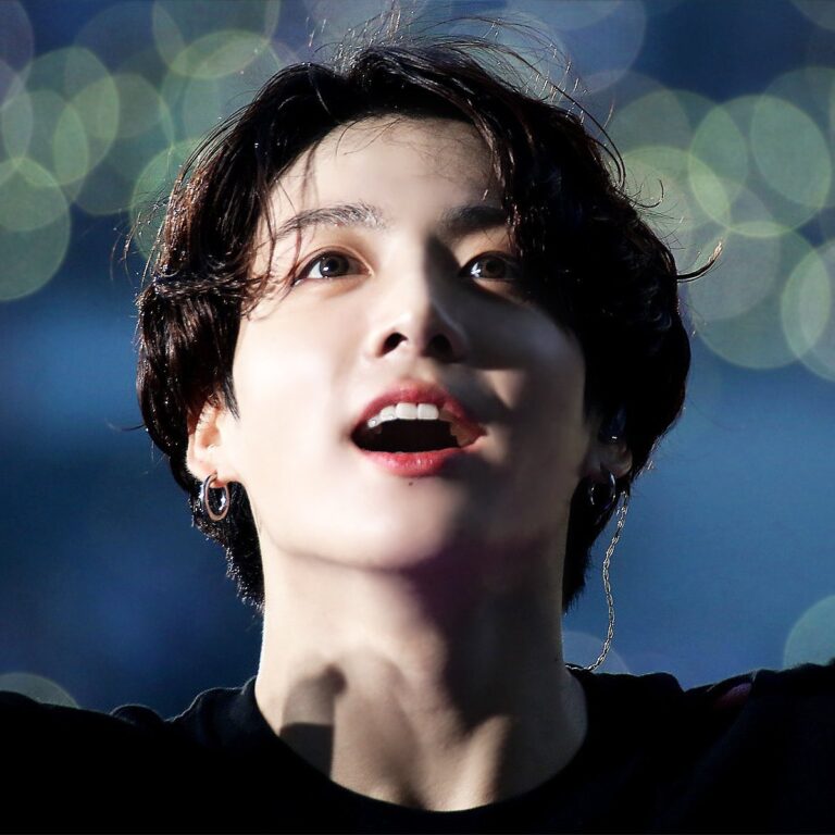 Netizens say that Jeon Jungkook is a legendary idol