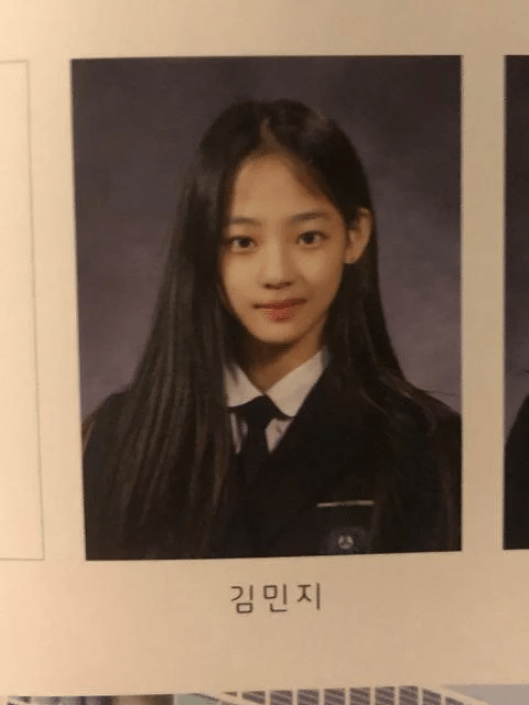 Netizens talk about NewJeans' members past pictures