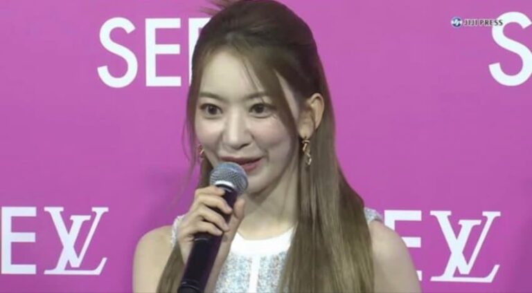 Netizens think that Sakura got plastic surgery, her face looks weird