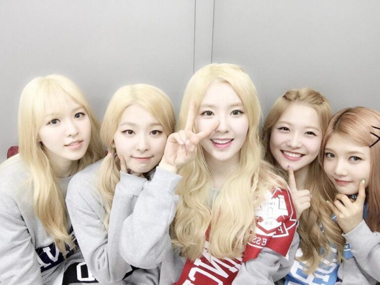 Netizens talk about the difference between Red Velvet in 1st year and Red Velvet in 9th year