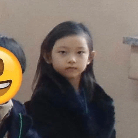 Netizens talk about NewJeans Haerin's elementary school photo