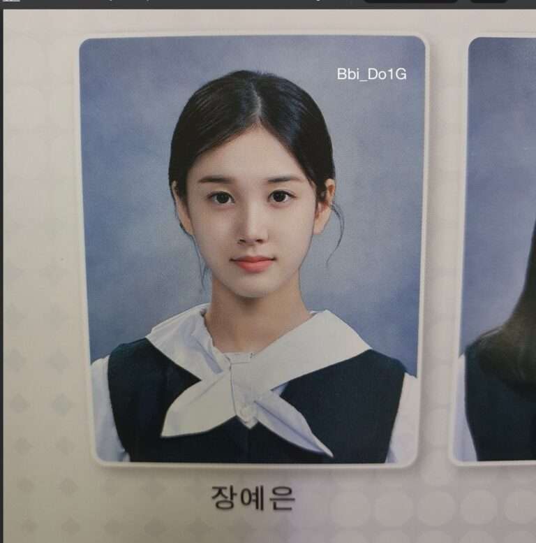 Graduation photos of the idols released this time