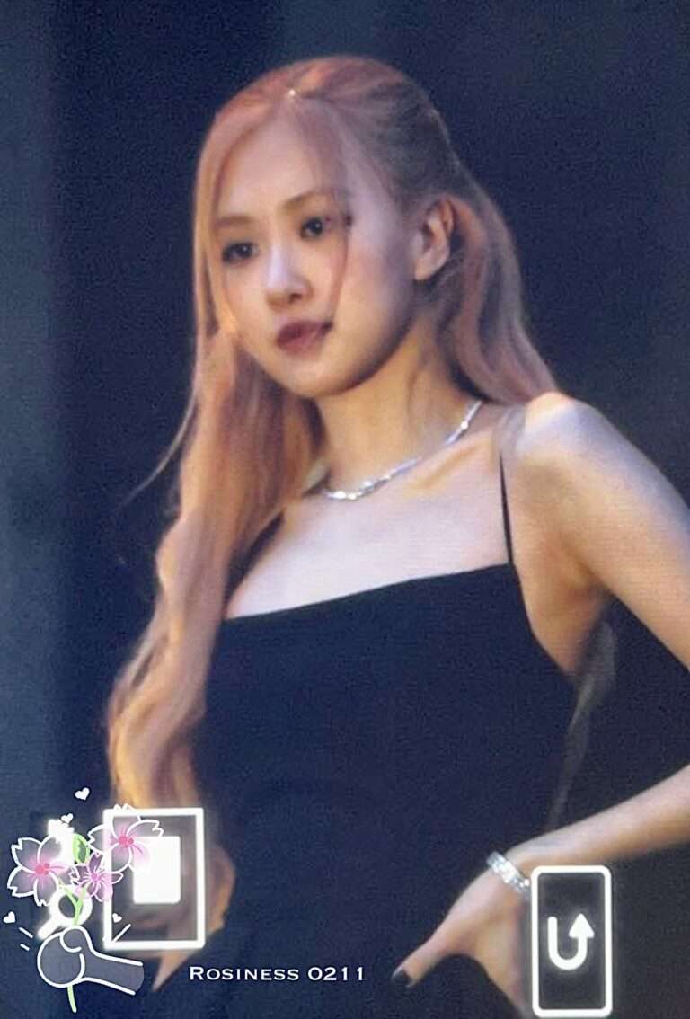 Netizens say that BLACKPINK Rosé will sweep Korean charts if she releases a Korean song