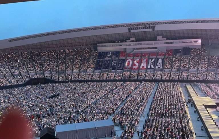 Crowd at TWICE's stadium concert in Japan