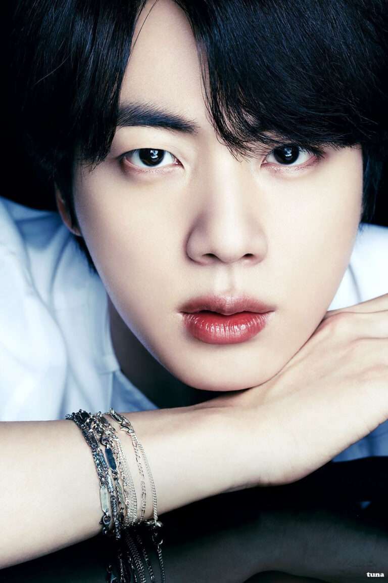 I'm most curious about which brand BTS Jin will be an ambassador for after being discharged from the army