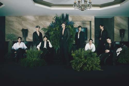 EXO 'EXIST' surpasses 1.6 million pre-orders, breaking their own record