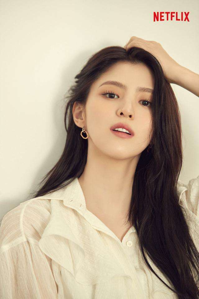 2 Korean actresses who are often mentioned for their looks these days