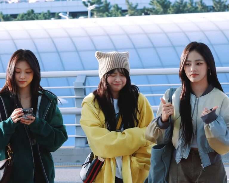 Hanni was confused looking at the NewJeans members preparing for her birthday event at the airport today