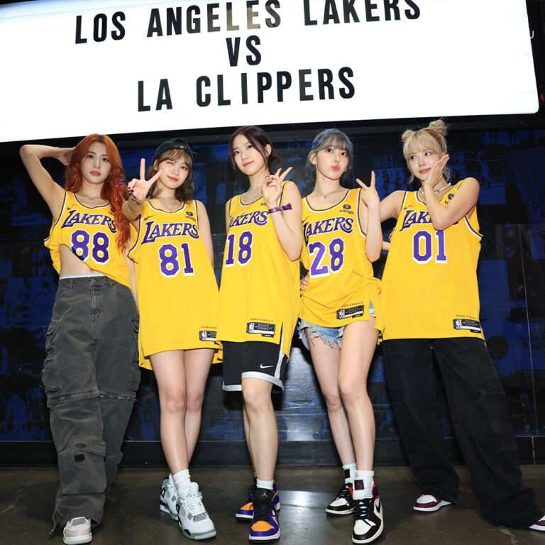 LE SSERAFIM members wear Lakers uniforms in real time