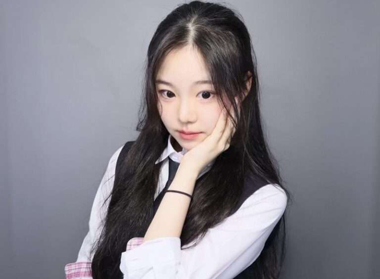 "She's like a combination of Jennie and Jang Wonyoung" Participant on Tving dating show who looks like Jang Wonyoung + Jennie