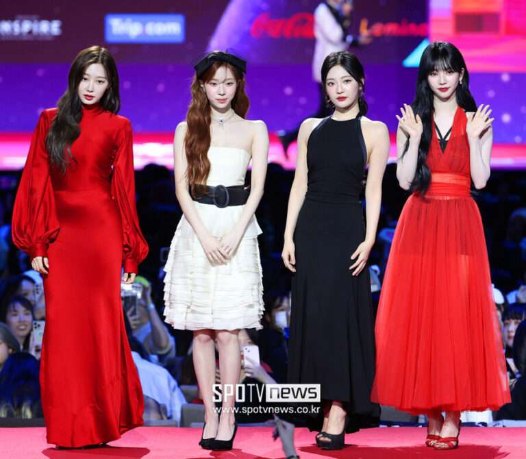 Aespa on the 2023 SBS Gayo Daejeon red carpet