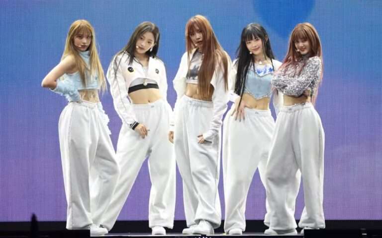 Netizens praise NewJeans' Ditto live stage at the Music Bank Global Festival in Japan