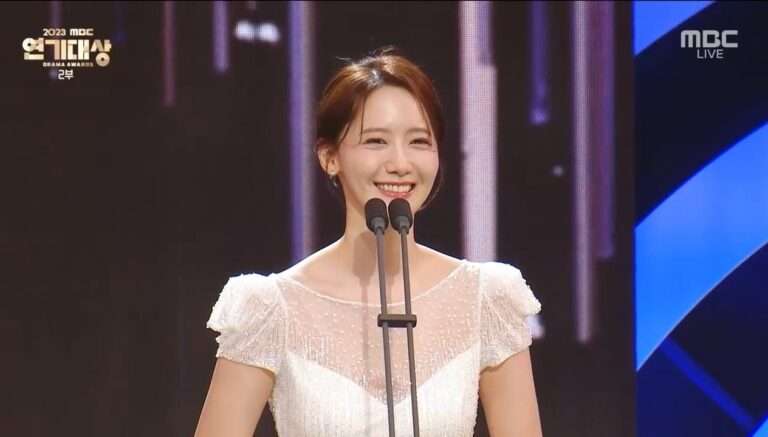 Yoona looks like a goddess at the MBC Drama Awards today