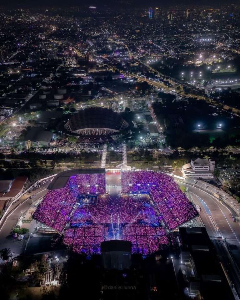 TWICE filled Mexico stadium more than BLACKPINK