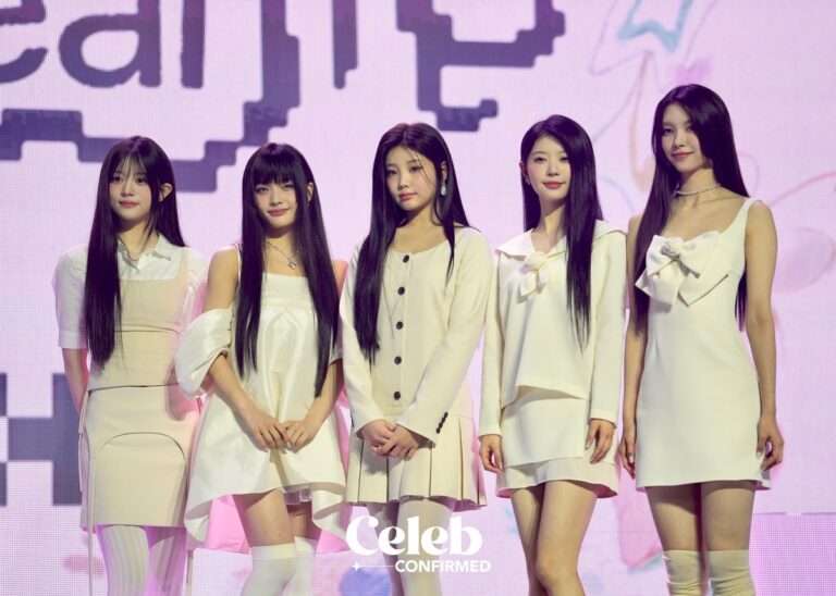 HYBE's new girl group 'ILLIT' Journalist pictures at their debut press conference