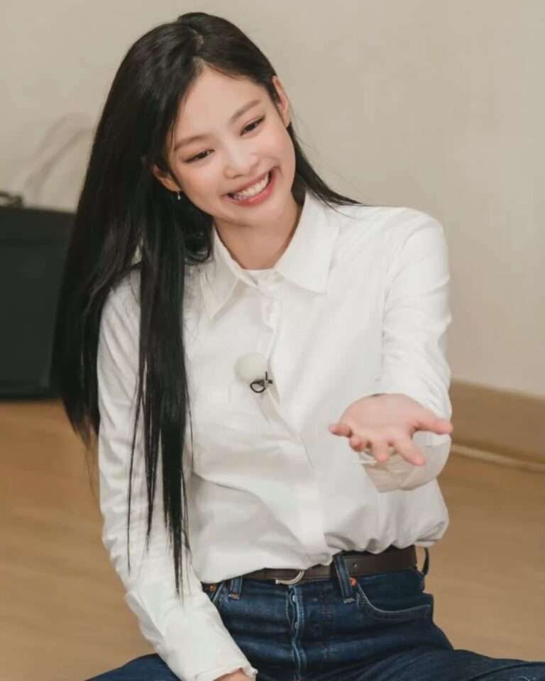 JENNIE's reality show "Apartment 404" achieves overwhelming success and popularity