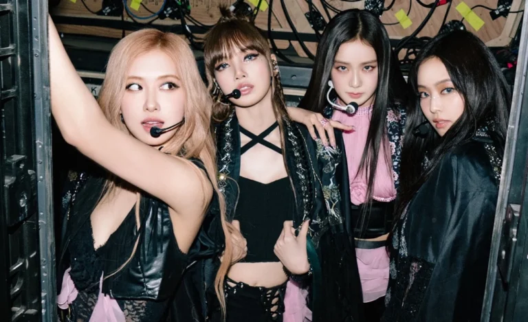 Looks like BLACKPINK members renewed their contracts with YG and got 10 billion won each