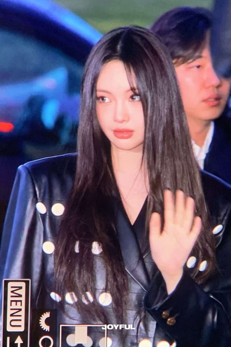 Netizens couldn't believe NewJeans Hyein's age when they saw her on her way to the Louis Vuitton Show at Paris Fashion Week