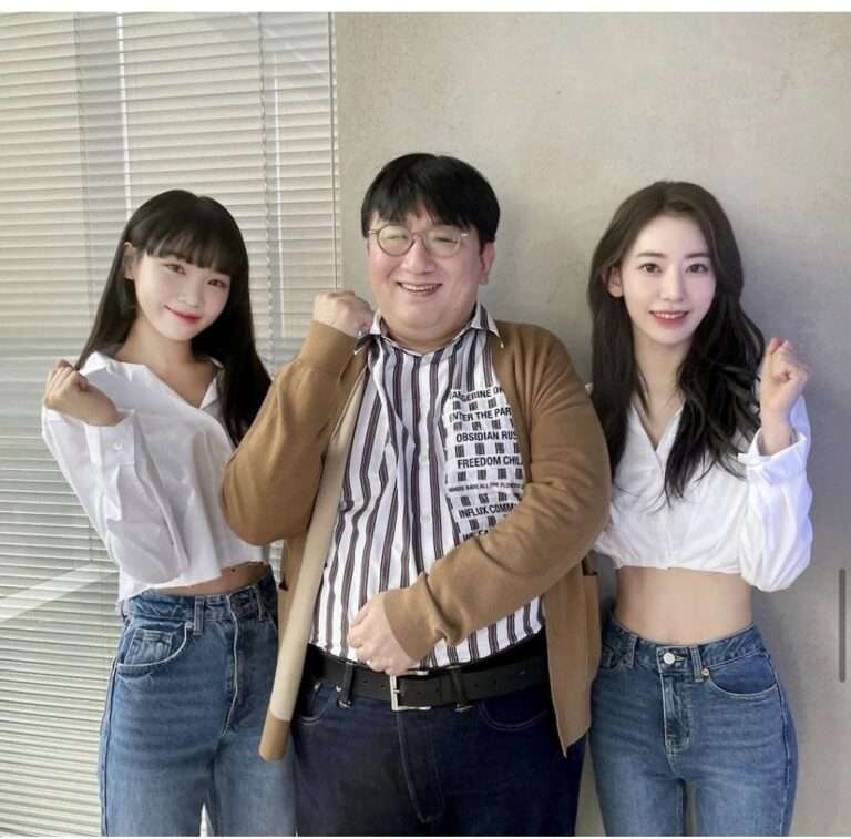 Bang Si Hyuk's Instagram has all of his groups except NewJeans
