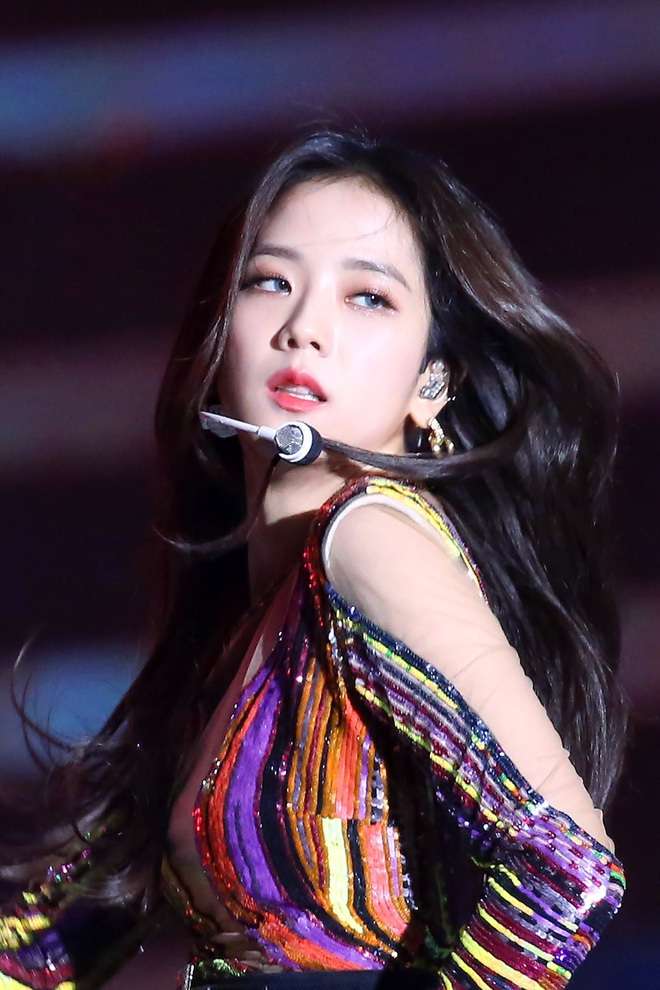 How Jisoo's unique vocal tone makes her stand out