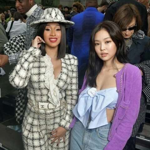 Jennie showed her global influence when Cardi B and Rosalia wore Gentle Salon and mentioned her