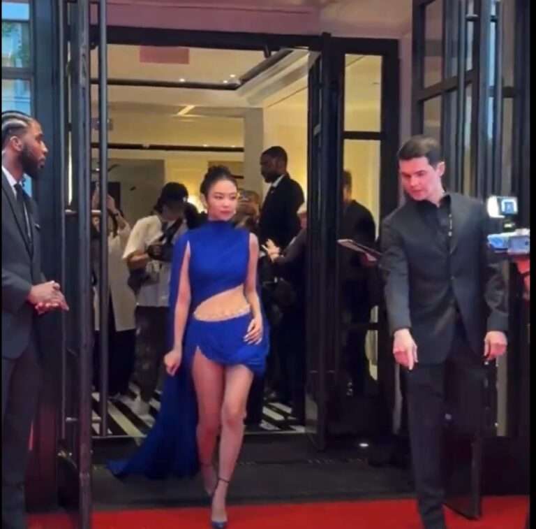 K-netizens expressed their disappointment with Jennie's outfit at the 2024 Met Gala