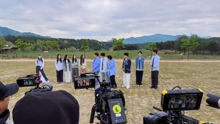 NewJeans spotted filming variety show '1 Night 2 Days'