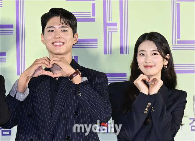 Suzy and Park Bo Gum appearing in head-to-toe couple outfits received divided reactions