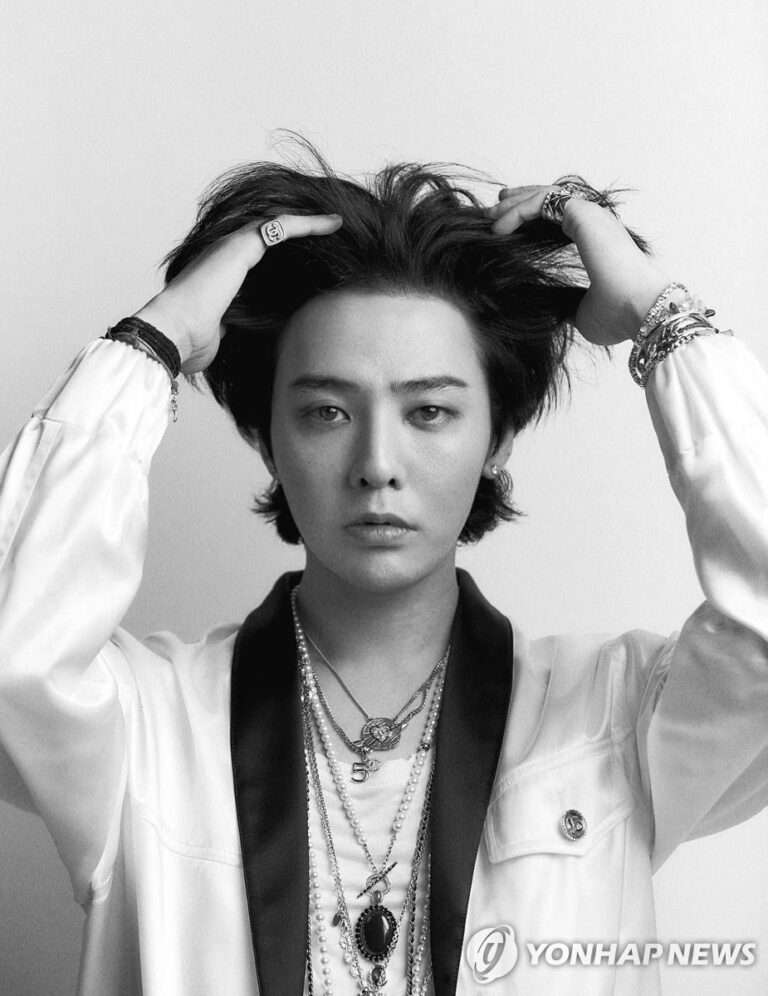 G-Dragon becoming a visiting professor at KAIST's Department of Mechanical Engineering received divided opinions