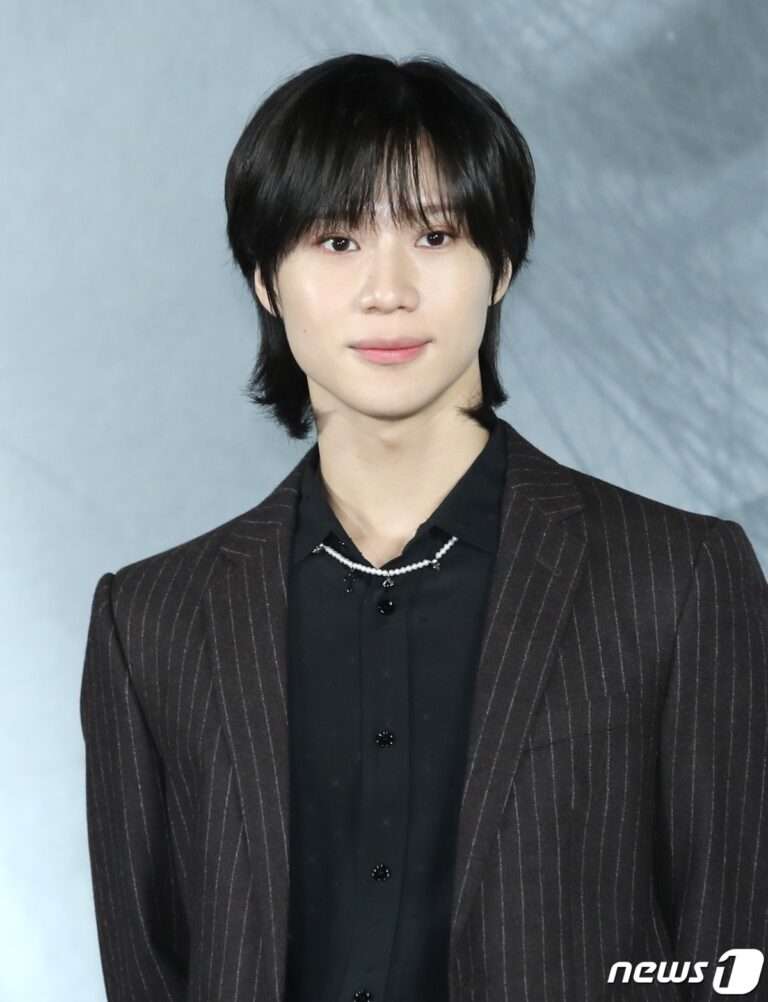 'Boy group role model' SHINee Taemin confirms as MC for 'Road to Kingdom'