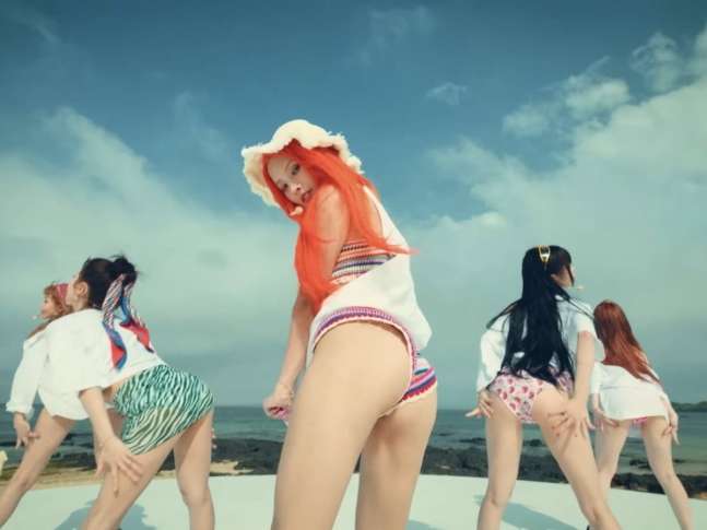 (G)I-DLE was criticized for being too revealing