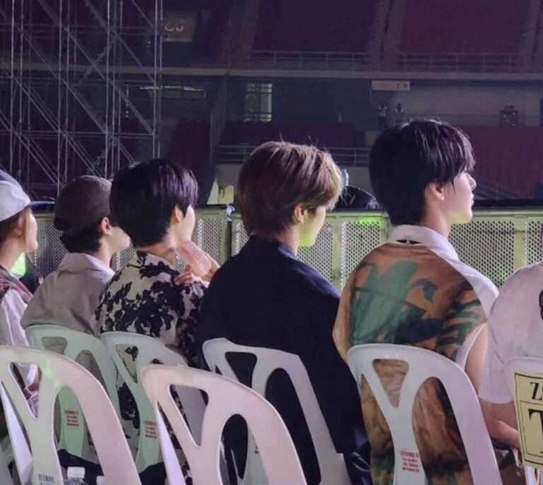 Male idols who will soon debut under SM were spotted at NCT Dream's concert