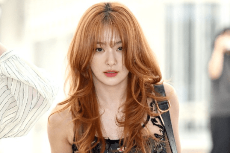 K-netizens defend Red Velvet Seulgi after she apologizes for her abuse of power controversy