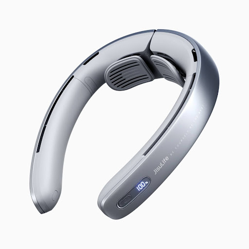 Why Neck Fans Are Must-Have Travel Accessories